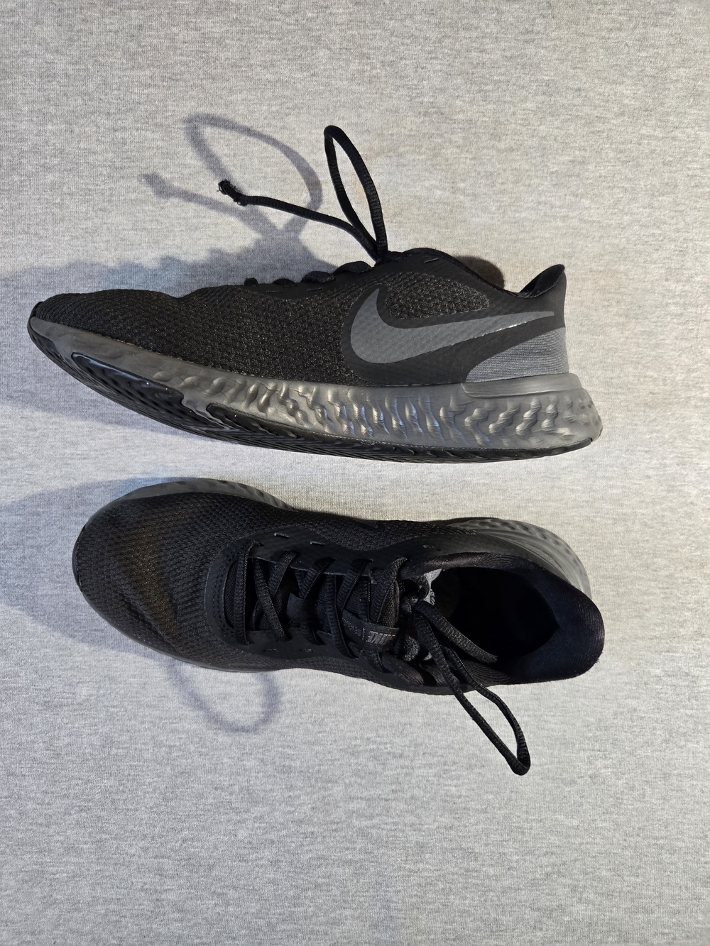 Nike Men’s Athletic Running Shoes - Black/Grey